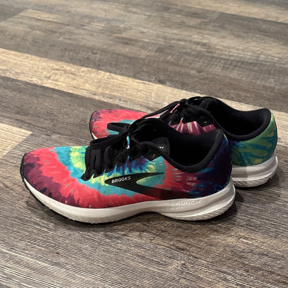 Brooks Multicolor Athletic Shoes